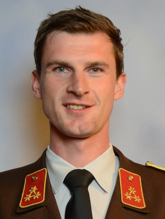 Daniel Bernhard